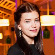 Alina Derenivska