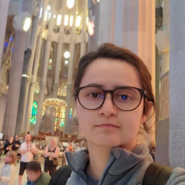 Valentina Angel Vega