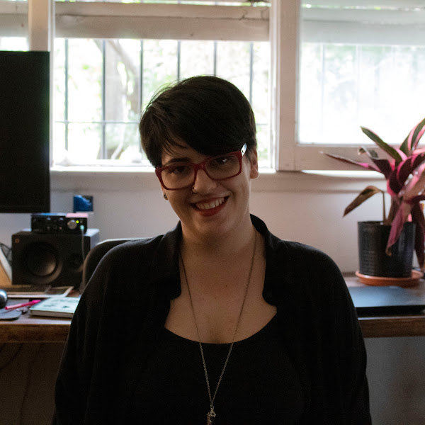 Johana Nur Far Silveira